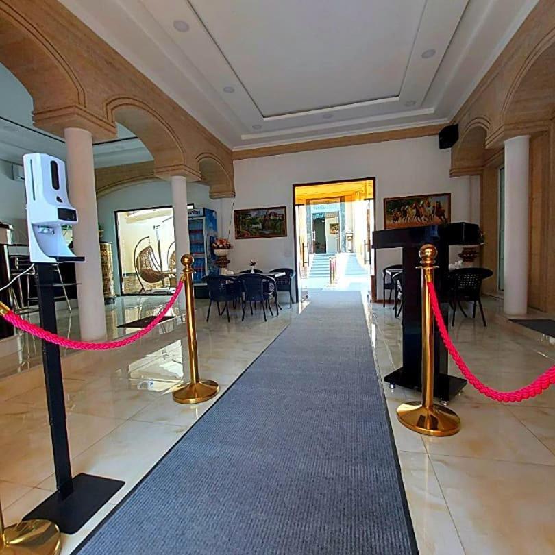 Queens 2 Hotel Ташкент Екстер'єр фото