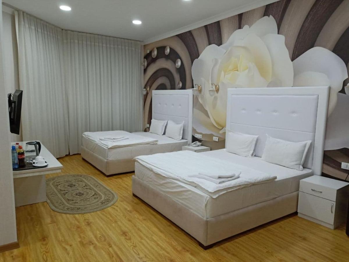 Queens 2 Hotel Ташкент Екстер'єр фото