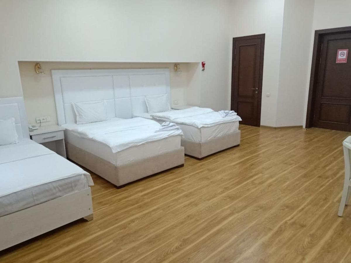 Queens 2 Hotel Ташкент Екстер'єр фото