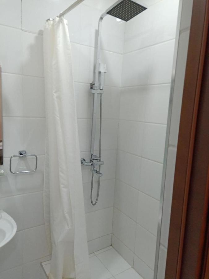 Queens 2 Hotel Ташкент Екстер'єр фото