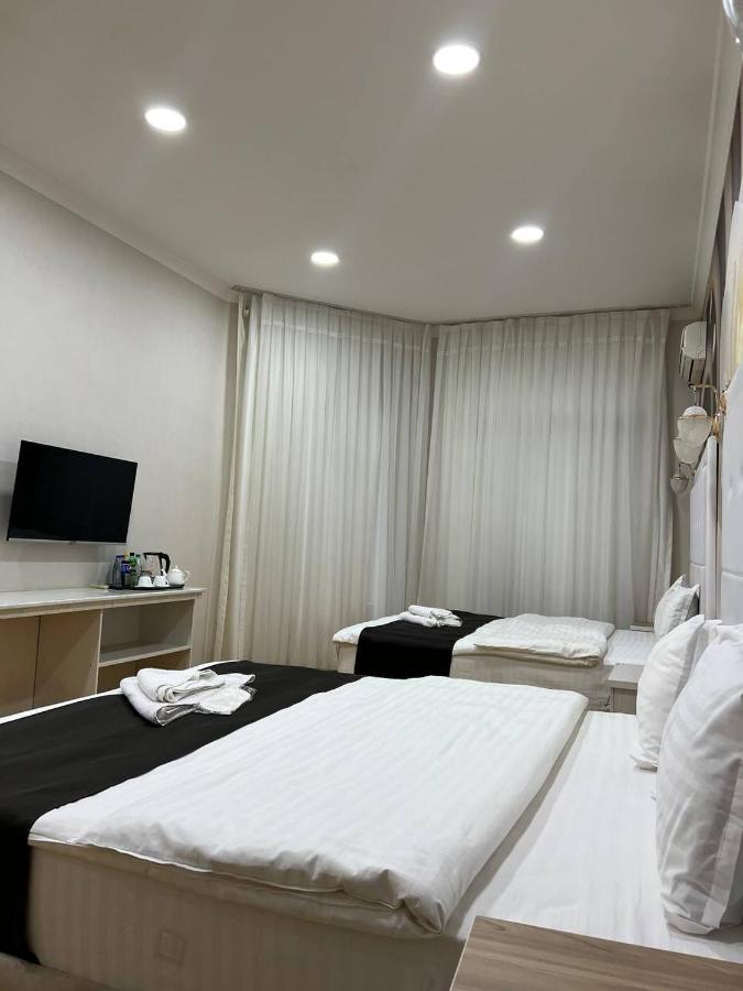 Queens 2 Hotel Ташкент Екстер'єр фото